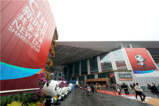 从首届中国国际进口博览会看全球合作发展新趋