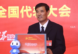 融媒视角 > 正文     十九大代表,连云港市赣榆区柘汪镇党委副书记,西