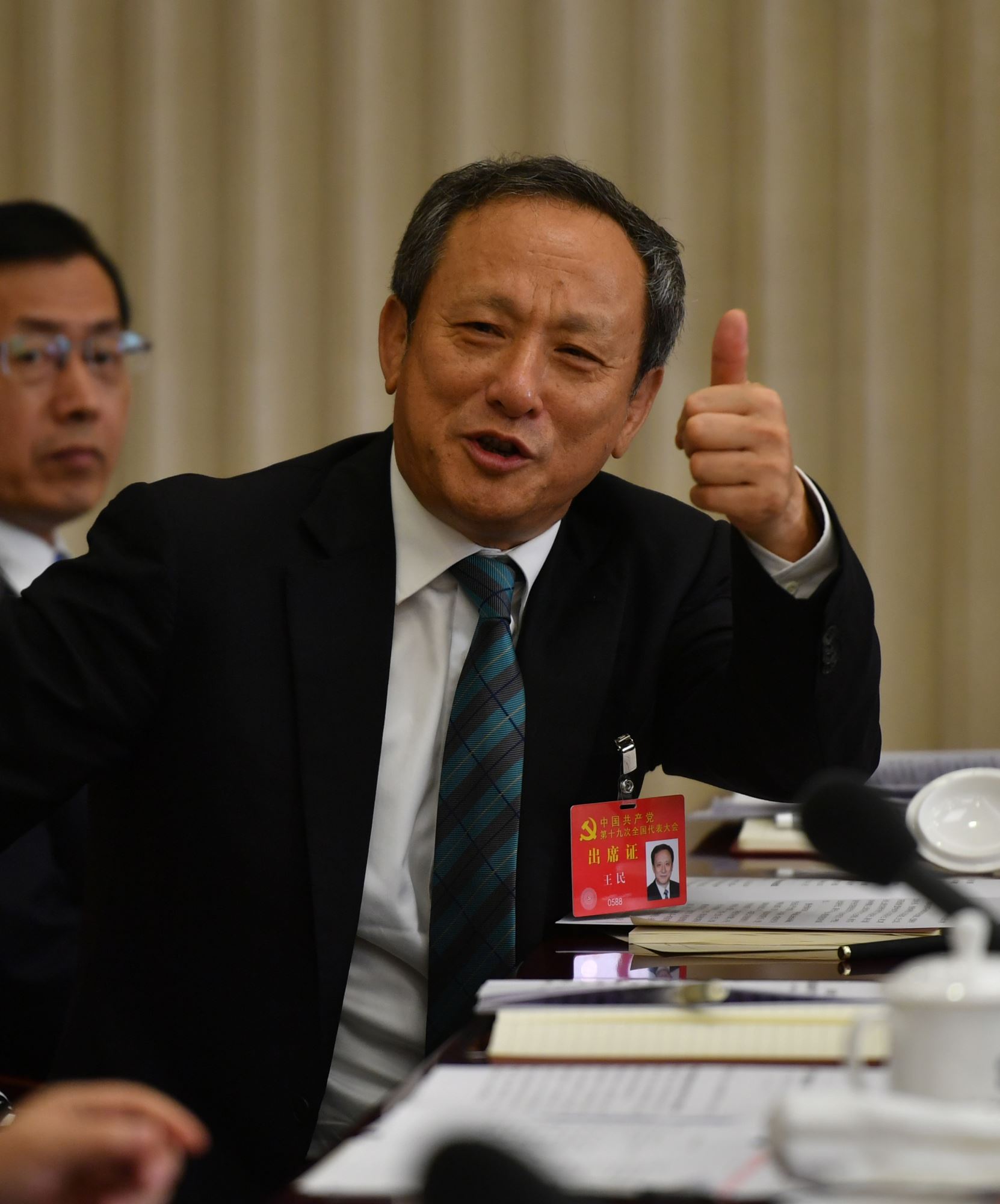 图为:王民代表.